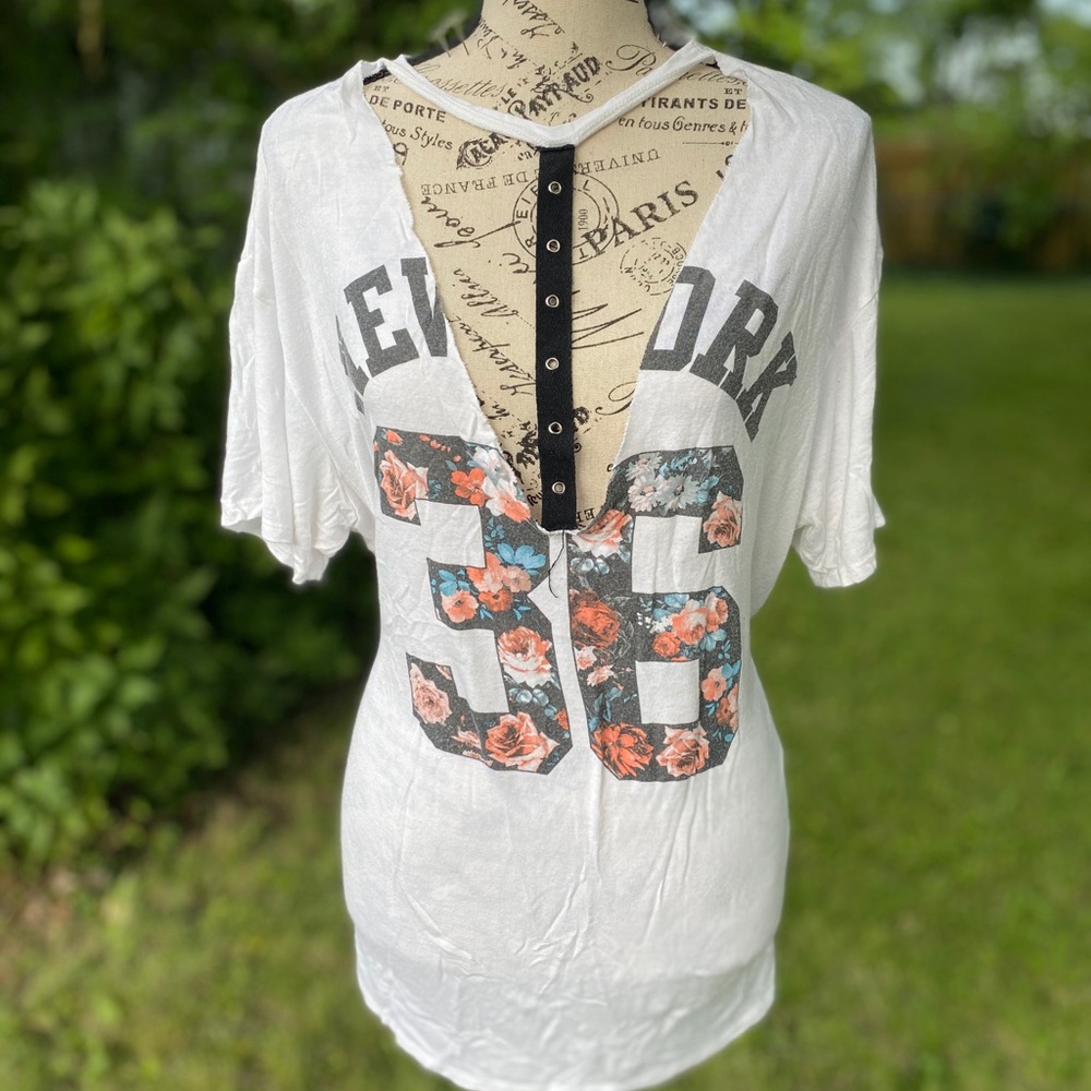 Choker style T-shirt with front cut out